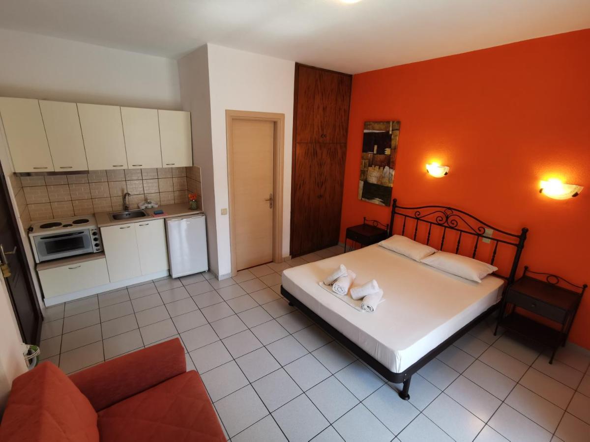 Marinos Aparts Aparthotel Sívota Esterno foto