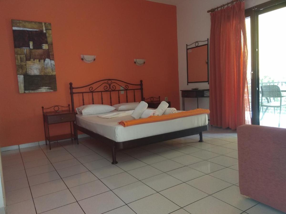 Marinos Aparts Aparthotel Sívota Esterno foto