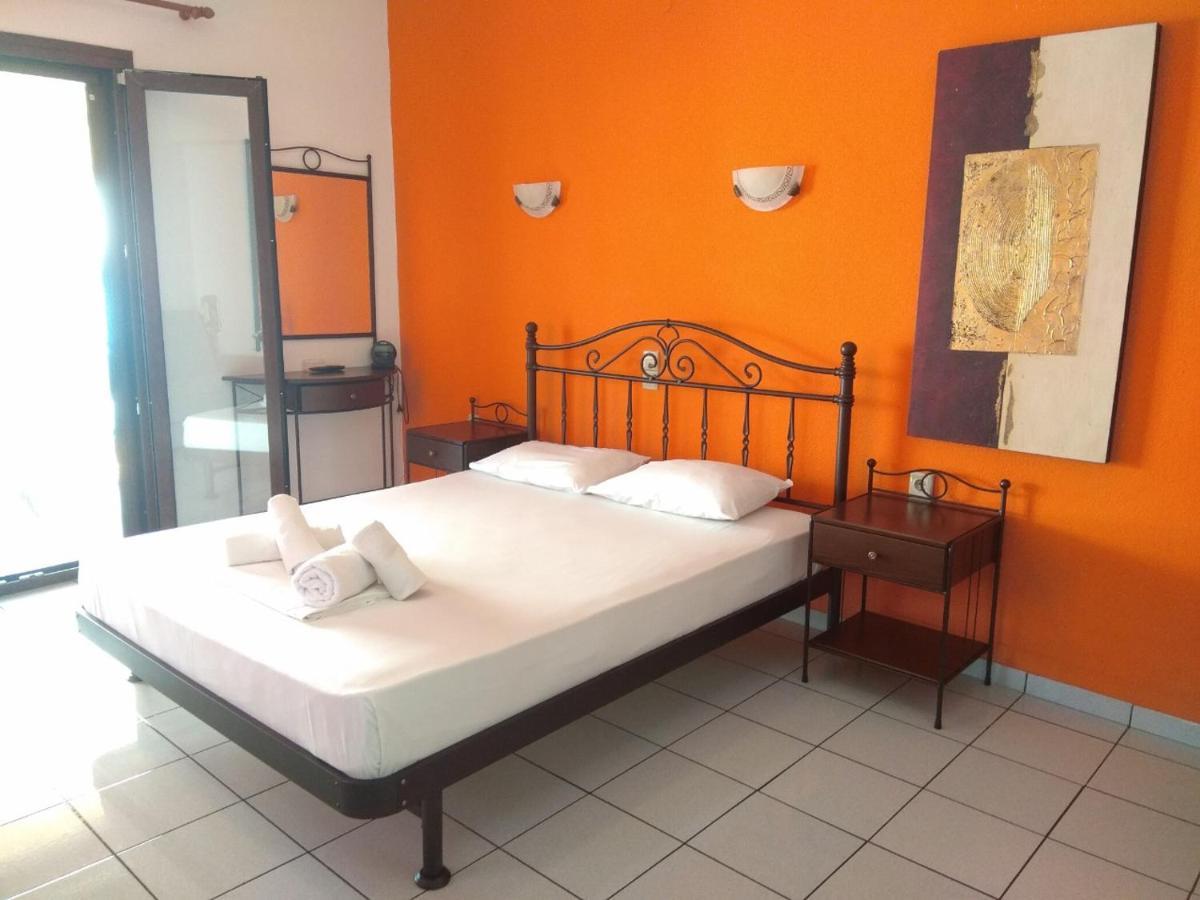 Marinos Aparts Aparthotel Sívota Esterno foto
