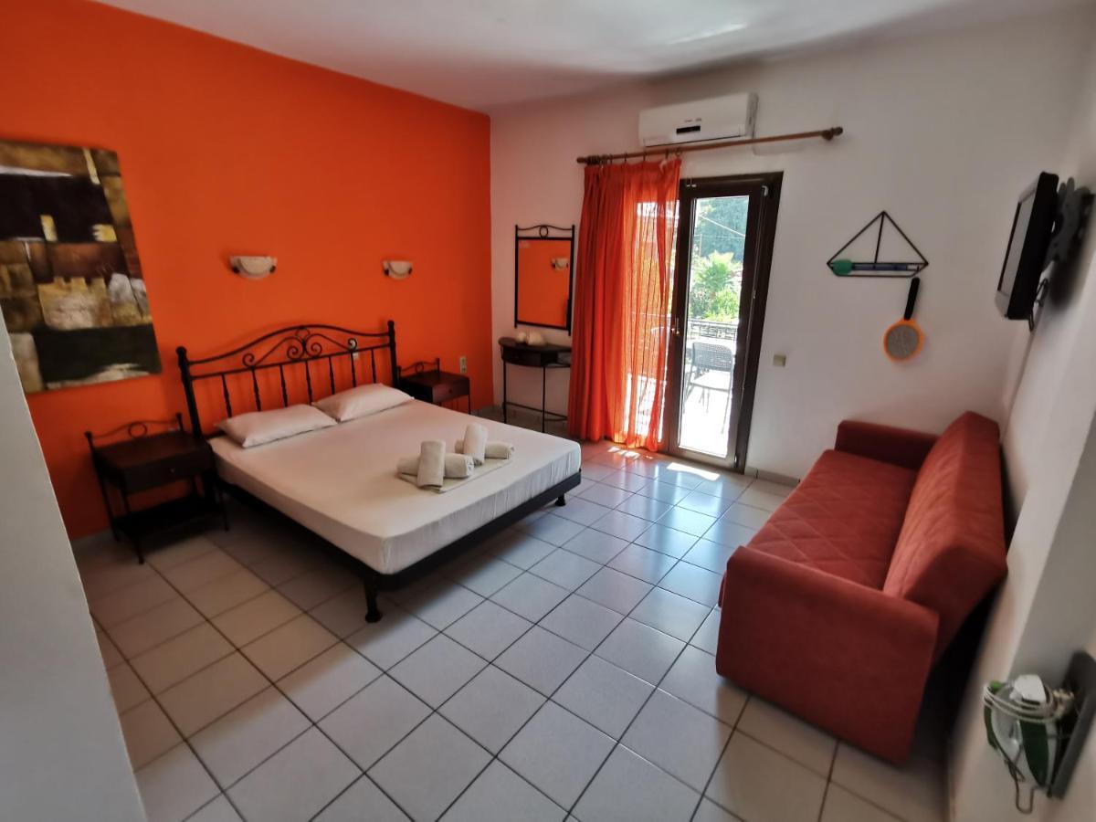 Marinos Aparts Aparthotel Sívota Esterno foto